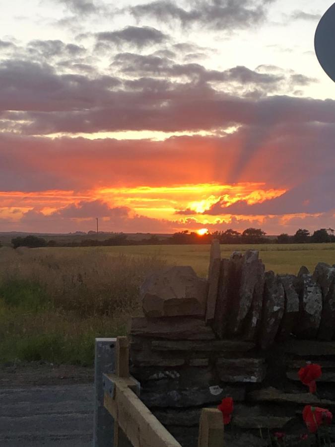 Caithness View Luxury Farm Lodges And Bbq Huts Wick  Exterior foto